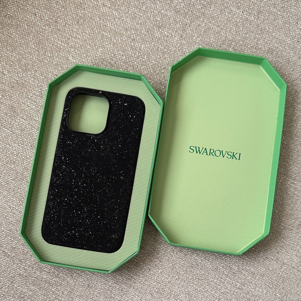 Swarovski IPhone 13 PRo Sparkling Black Phone Case
